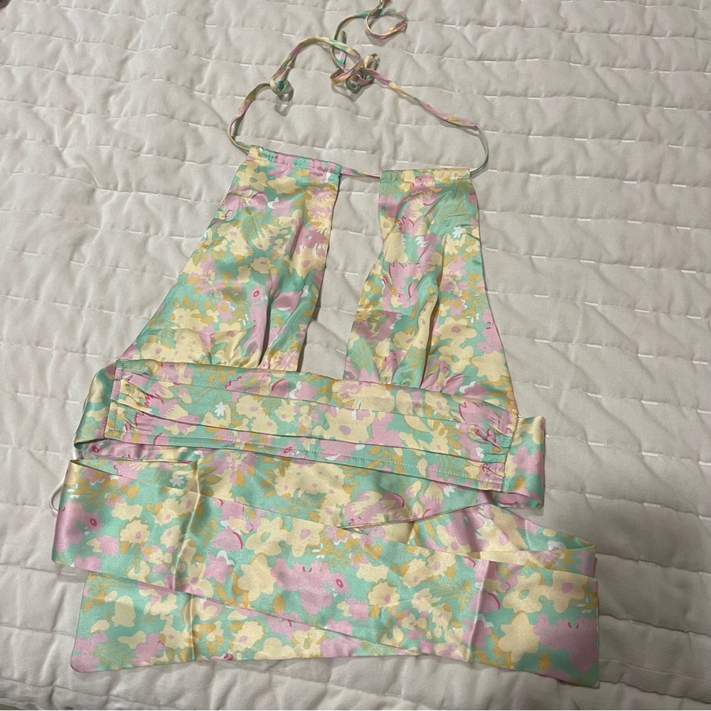 FLORAL SATIN ADJUSTABLE CROP TOP